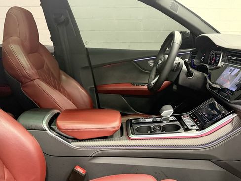 Used 2024 Audi SQ8 Prestige w/ Prestige Package image 48