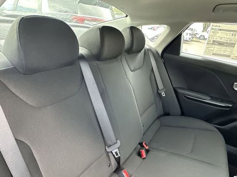 New 2026 Kia K4 LX image 27
