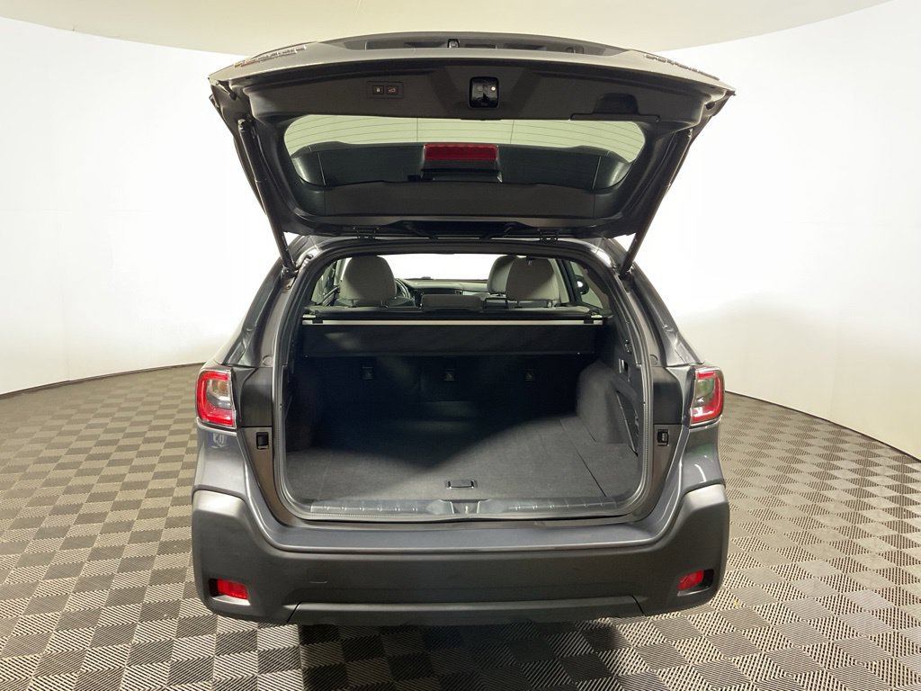 Used 2023 Subaru Outback Premium AWD/4WD image 14