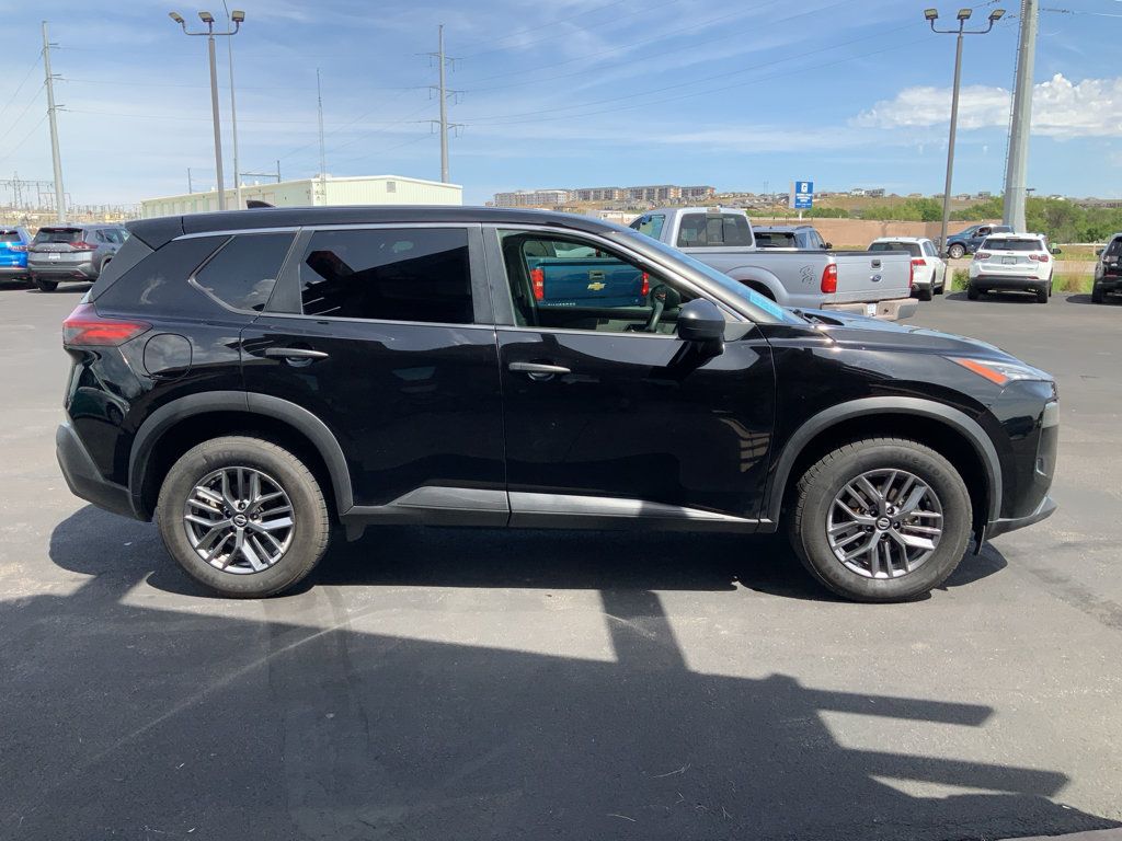 Used 2021 Nissan Rogue S AWD/4WD image 5