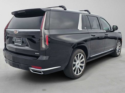 Used 2024 Cadillac Escalade ESV Premium Luxury Platinum AWD/4WD image 3
