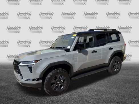 Certified 2026 Lexus GX 550 AWD/4WD image 5