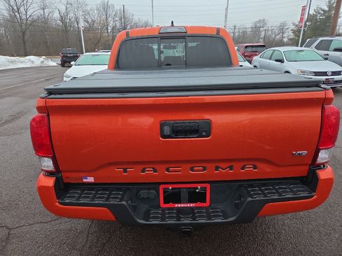 Certified 2016 Toyota Tacoma TRD Sport w/ Towing Package image 4