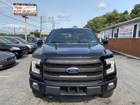 Used 2016 Ford F150 Lariat w/ Equipment Group 502A Luxury AWD/4WD image 3