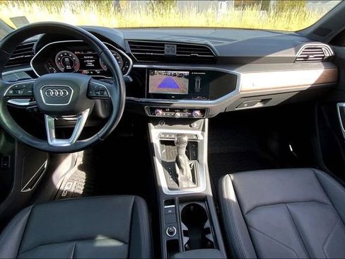 Certified 2021 Audi Q3 2.0T Premium Plus w/ Premium Plus Package image 15