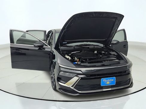Used 2024 Hyundai Sonata SEL FWD image 9