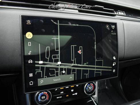 Used 2023 Land Rover Range Rover Autobiography AWD/4WD image 12