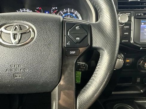 Used 2018 Toyota 4Runner TRD Off-Road Premium AWD/4WD image 19