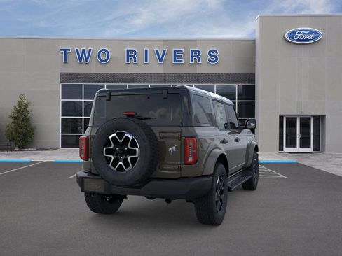 New 2026 Ford Bronco Outer Banks image 8