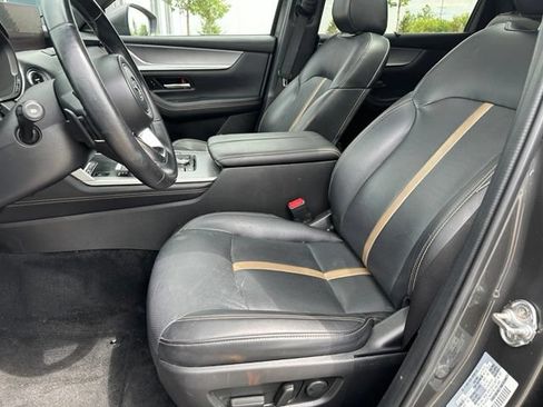 Used 2024 MAZDA CX-90 Plug-In Hybrid w/ Premium Plus AWD/4WD image 21