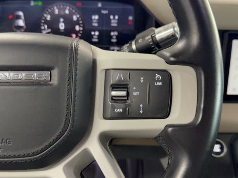 Used 2020 Land Rover Defender 110 HSE AWD/4WD image 19
