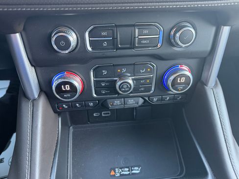 Used 2023 GMC Yukon SLT image 20