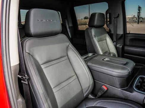 Used 2021 GMC Sierra 2500 Denali w/ Denali Ultimate Package AWD/4WD image 18