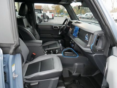 Used 2024 Ford Bronco Black Diamond image 24