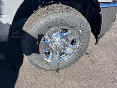 New 2026 RAM 3500 Tradesman image 39