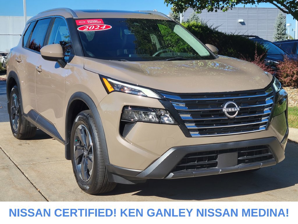 Certified 2024 Nissan Rogue SV w/ SV Premium Package AWD/4WD image 1