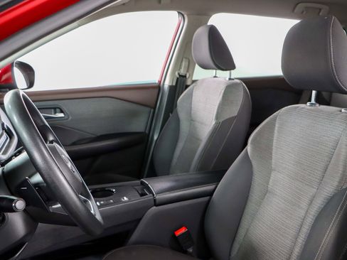 Used 2023 Nissan Rogue SV image 23