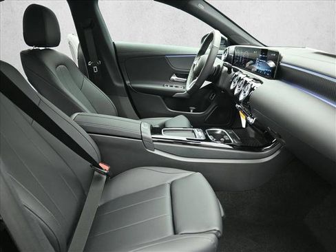 Certified 2025 Mercedes-Benz CLA 250 4MATIC image 24