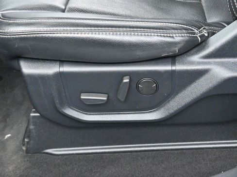 Used 2021 Ford F450 Lariat w/ Lariat Value Package image 13