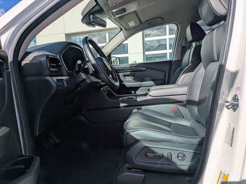 Used 2023 Honda Pilot EX-L image 18