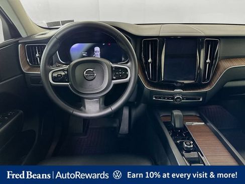 Used 2023 Volvo XC60 B5 Plus w/ Climate Package AWD/4WD image 28