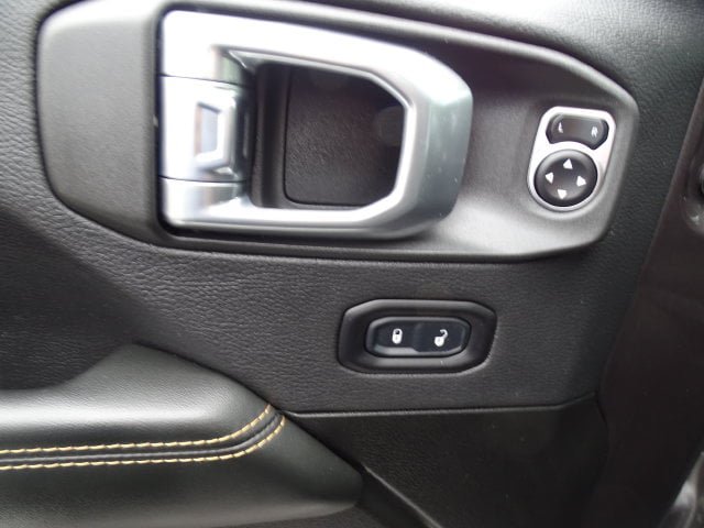 Certified 2026 Jeep Wrangler Unlimited Sahara AWD/4WD image 4