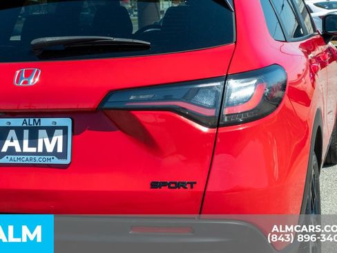 Used 2023 Honda HR-V Sport image 5