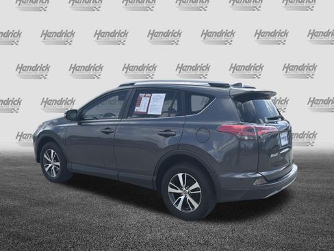 Used 2017 Toyota RAV4 XLE FWD image 8