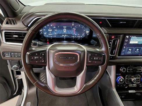 Used 2023 GMC Yukon Denali image 21
