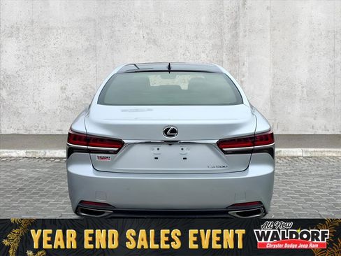 Used 2018 Lexus LS 500 w/ Luxury Package image 3