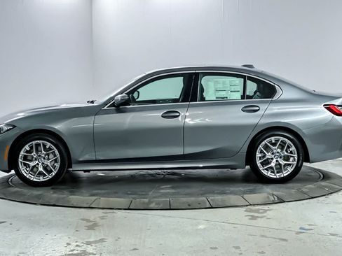 Used 2026 BMW 330i Sedan w/ Convenience Package RWD image 5