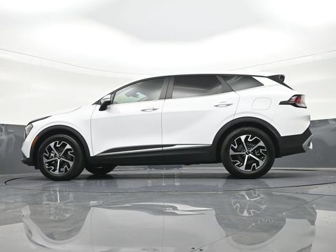 Used 2024 Kia Sportage EX FWD image 25