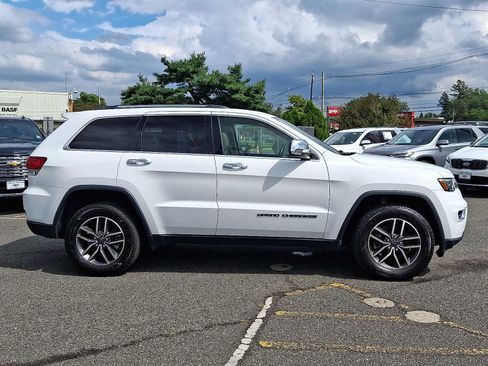 Used 2021 Jeep Grand Cherokee Limited w/ Premium Lighting Group AWD/4WD image 7