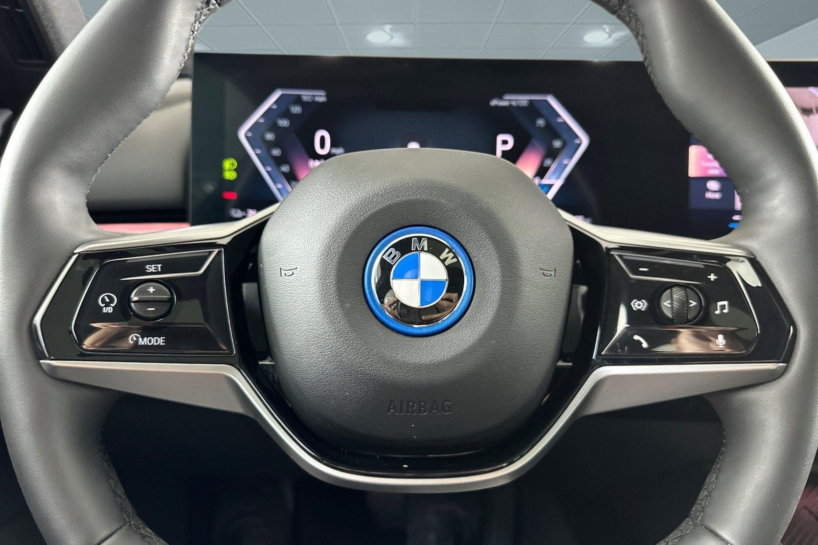 Used 2026 BMW i5 eDrive40 w/ Premium Package AWD/4WD image 11
