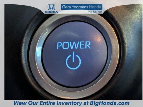 Used 2023 Toyota Sienna LE image 29