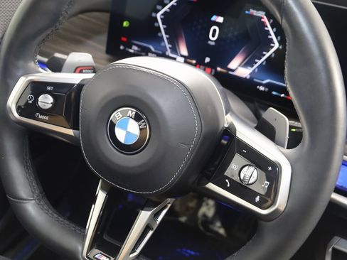 Used 2023 BMW 740i w/ Parking Assistance Package image 51