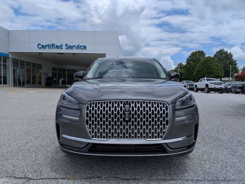 Used 2023 Lincoln Corsair AWD w/ Towing Package image 3