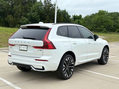 New 2026 Volvo XC60 B5 Ultra w/ Protection Package Premier AWD/4WD image 5