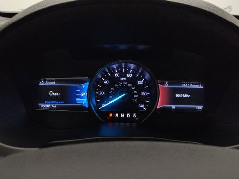 Used 2019 Ford Explorer Limited w/ Ford Safe & Smart Package FWD image 23
