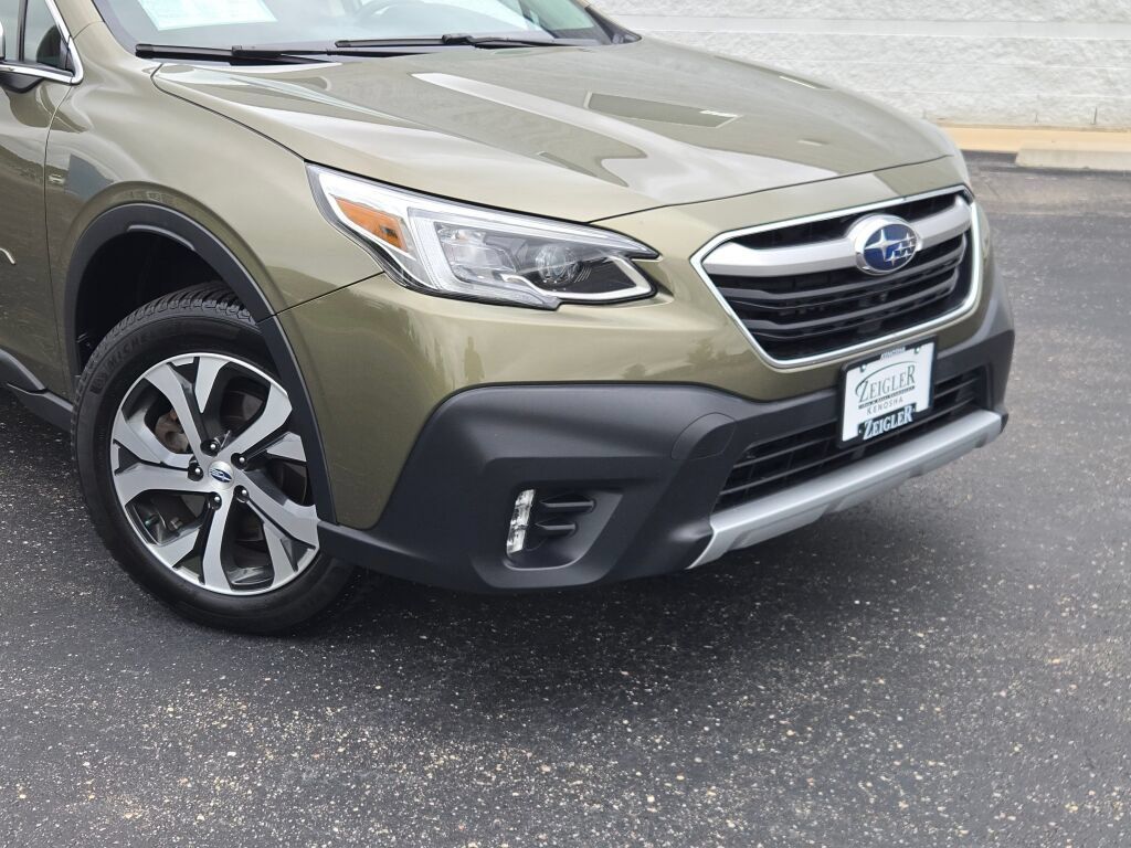Used 2021 Subaru Outback Touring XT AWD/4WD image 2