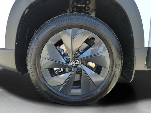 New 2026 Volkswagen Taos S image 44