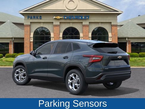 New 2026 Chevrolet Trax LS image 4