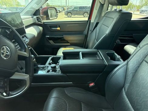 Used 2023 Toyota Tundra Limited image 3