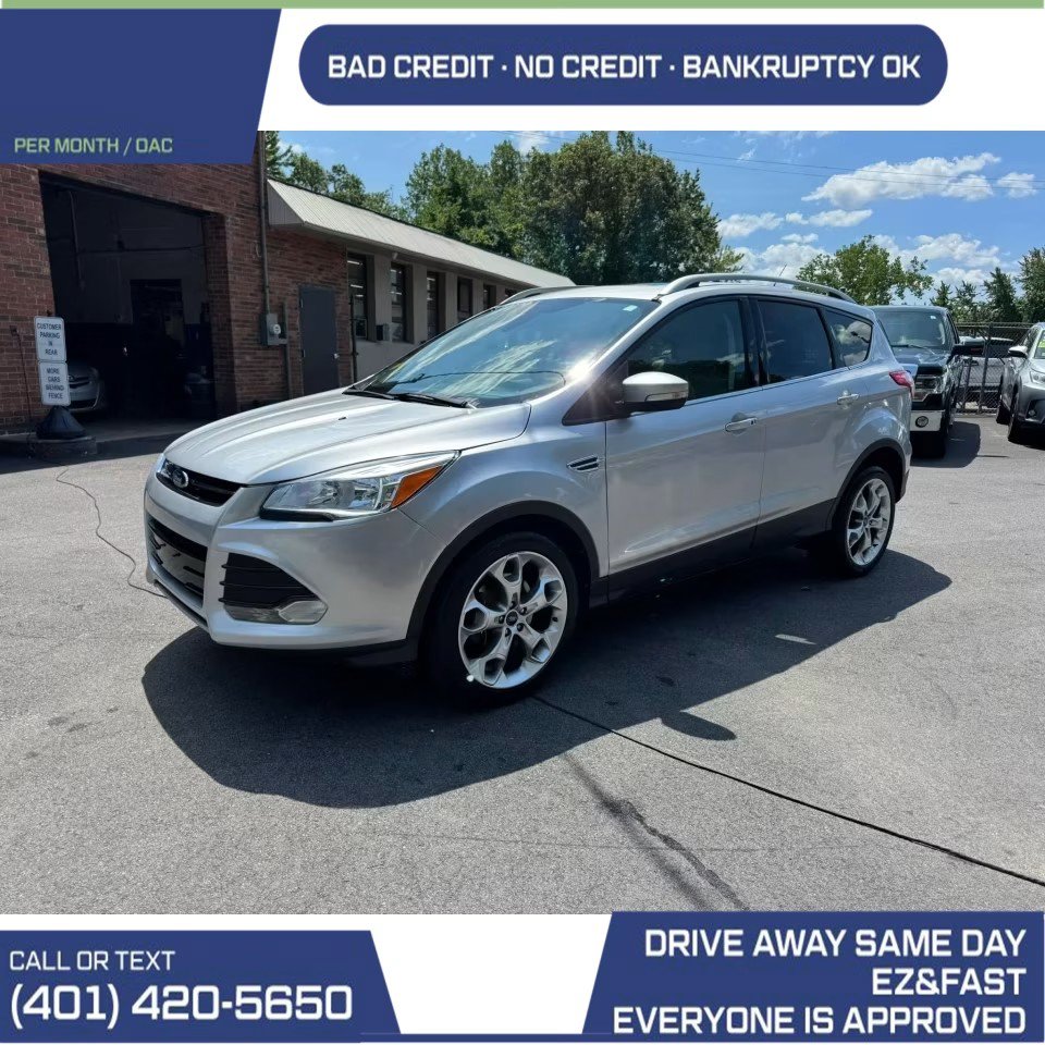Used 2015 Ford Escape Titanium AWD/4WD image 2