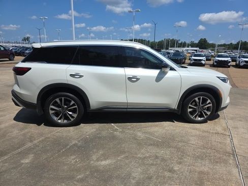 Used 2023 INFINITI QX60 Luxe w/ Performance Audio Package FWD image 6