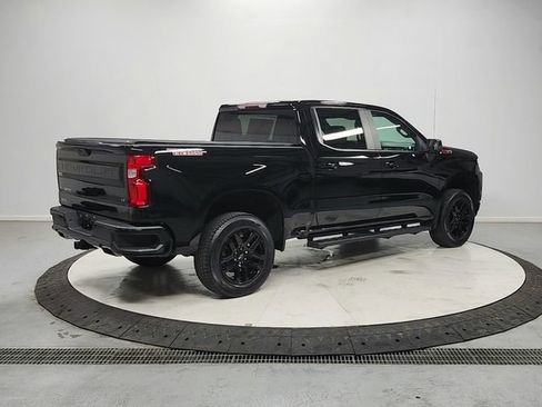 Used 2022 Chevrolet Silverado 1500 LT Trail Boss w/ Bed Protection Package AWD/4WD image 7