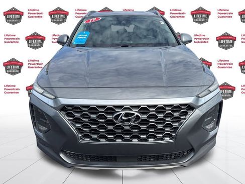 Used 2019 Hyundai Santa Fe SEL image 2