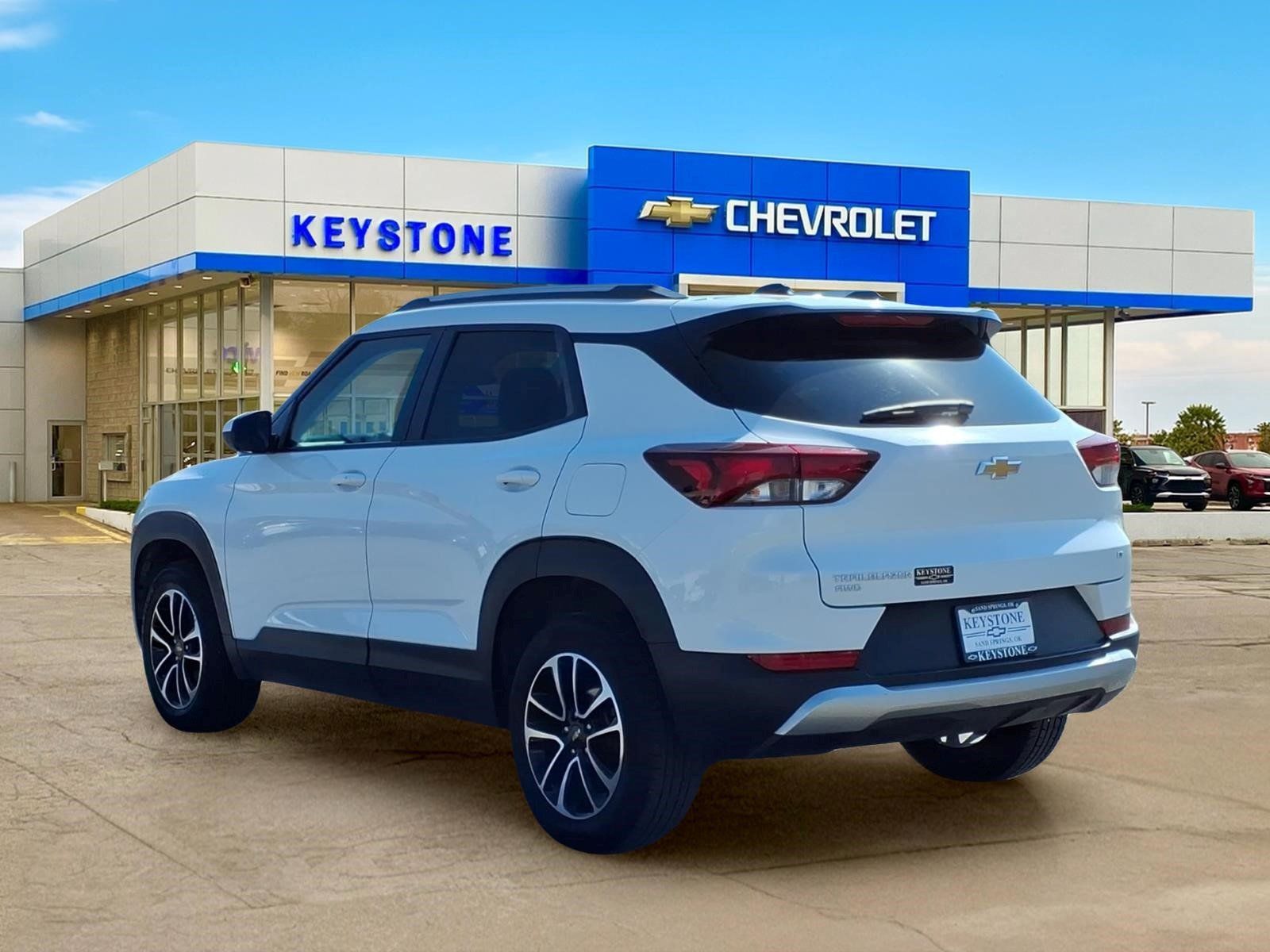 Used 2025 Chevrolet TrailBlazer LT AWD/4WD image 5