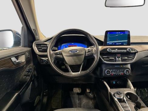 Certified 2020 Ford Escape Titanium image 19