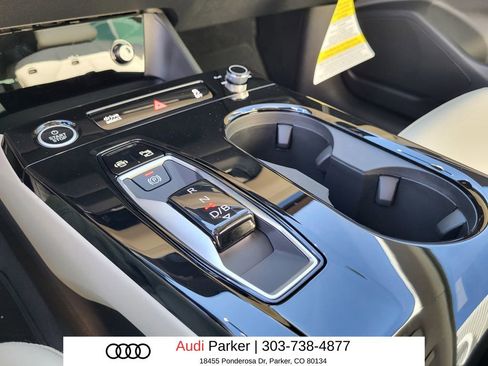 New 2025 Audi Q6 e-tron Premium image 17